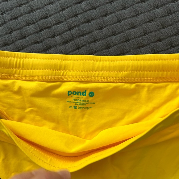 POND racer 3 men’s yellow XS Speedo brief in like new condition - Picture 3 of 3